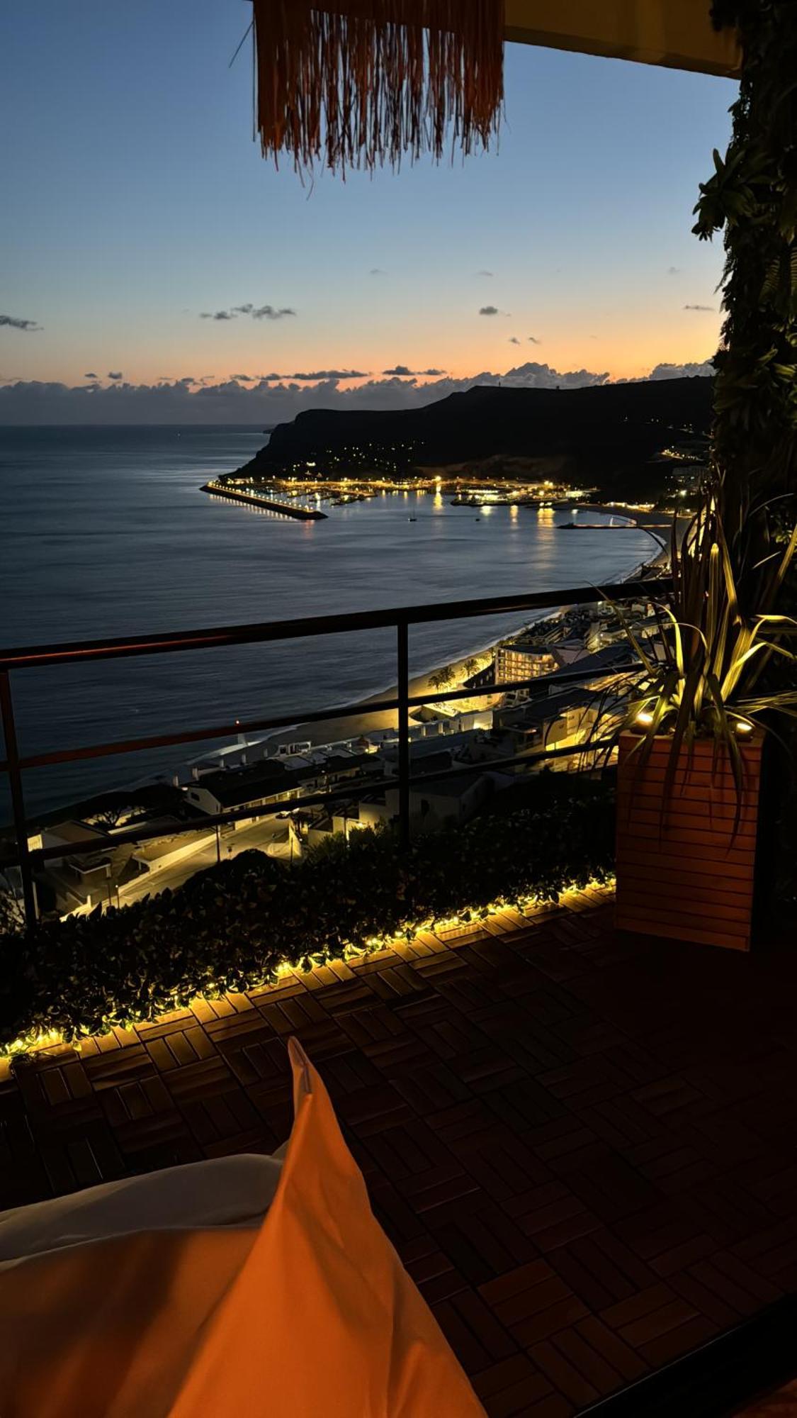 Ferienwohnung Penthouse Ocean View Sesimbra - Parking @Center Exterior foto